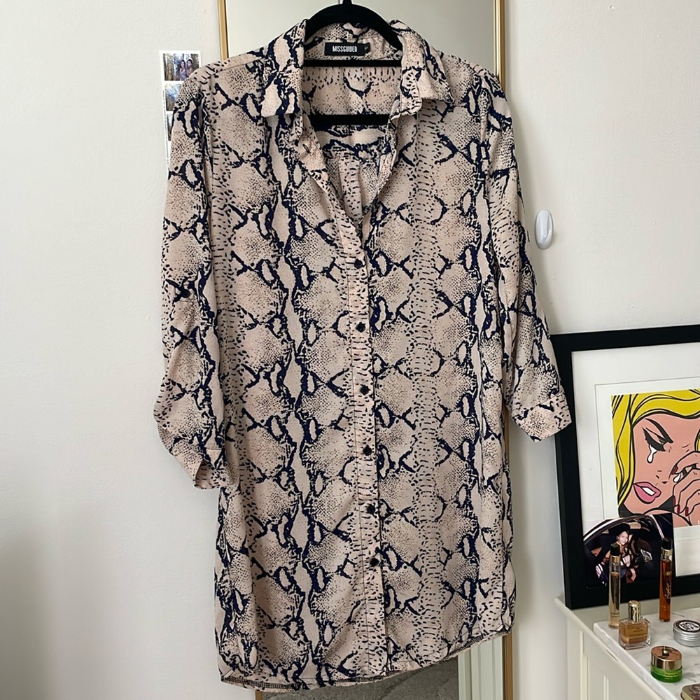 MISSGUIDED • Snake Print Button Down Long Sleeve Shirt Dress US 4